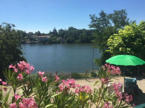 Hotels in Labastide-De-Lévis